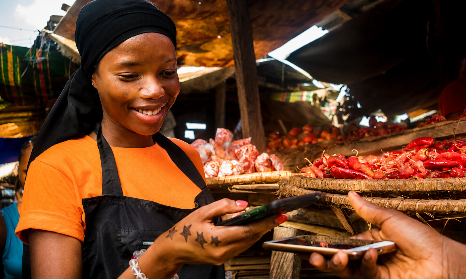 Moment lève 22 millions de dollars pour unifier les paiements africains.